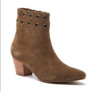Wildcat suede bootie